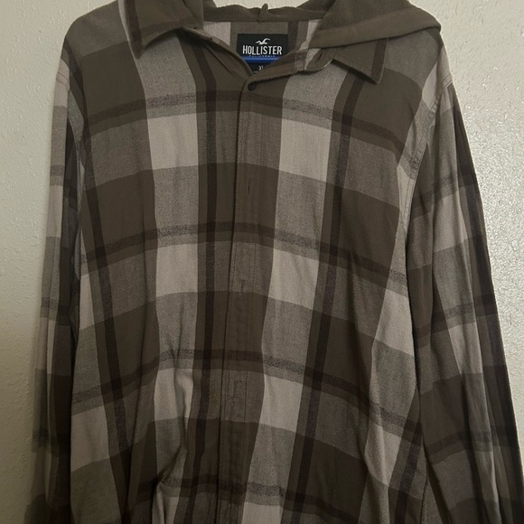 Hollister Other - Hollister Brown Plaid Men's Sweater